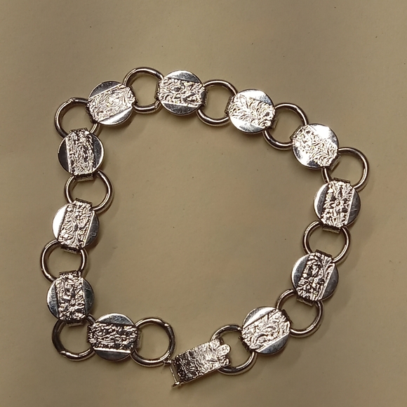 4 for $10 VTG Sarah Coventry Silver Tone Floral Link Bracelet - Picture 5 of 9